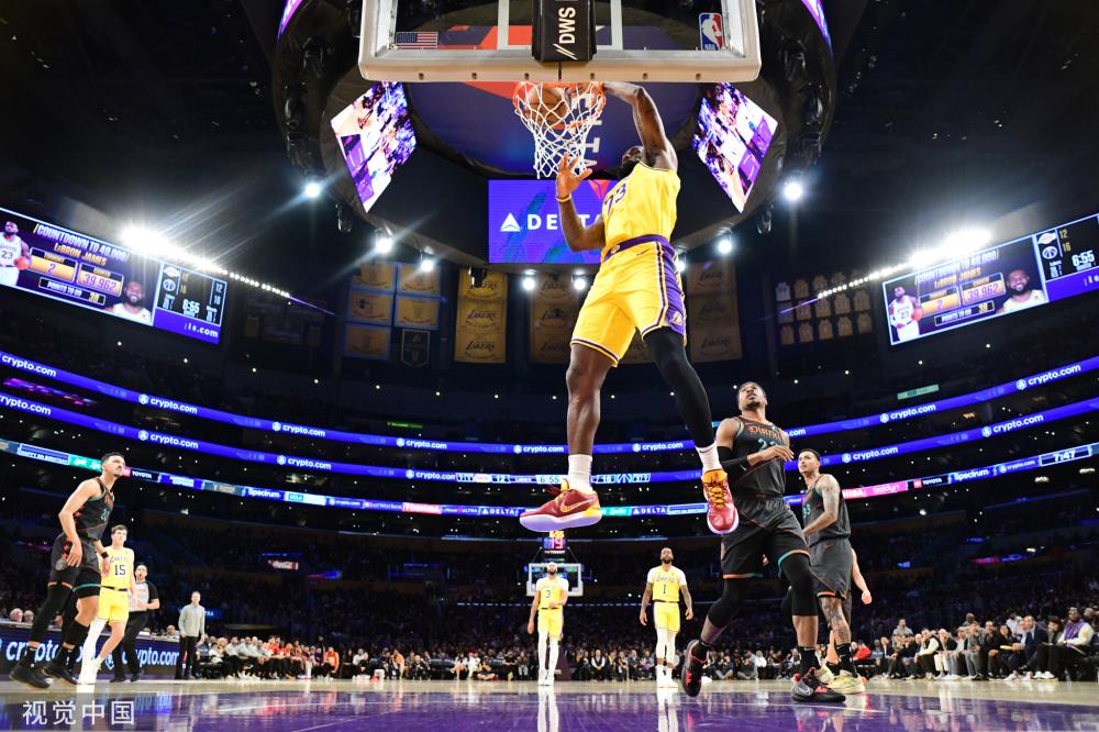 他的表现再 他的表现再